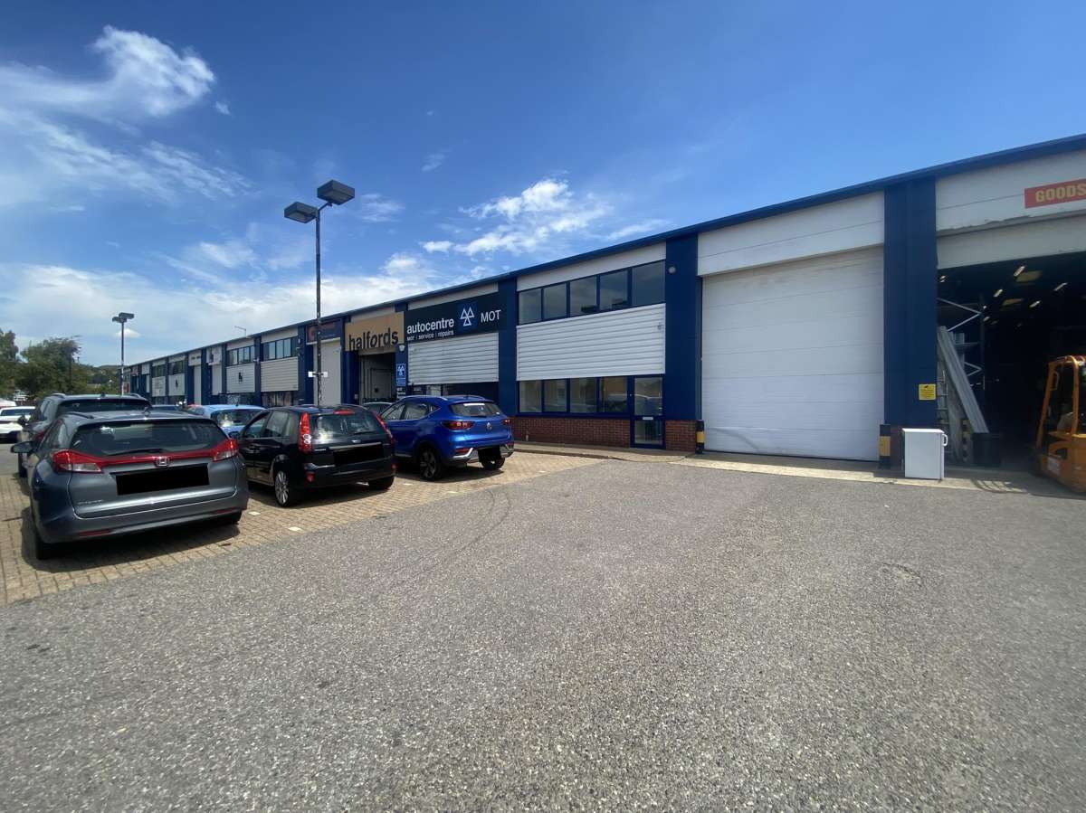 Industrial in Farlington