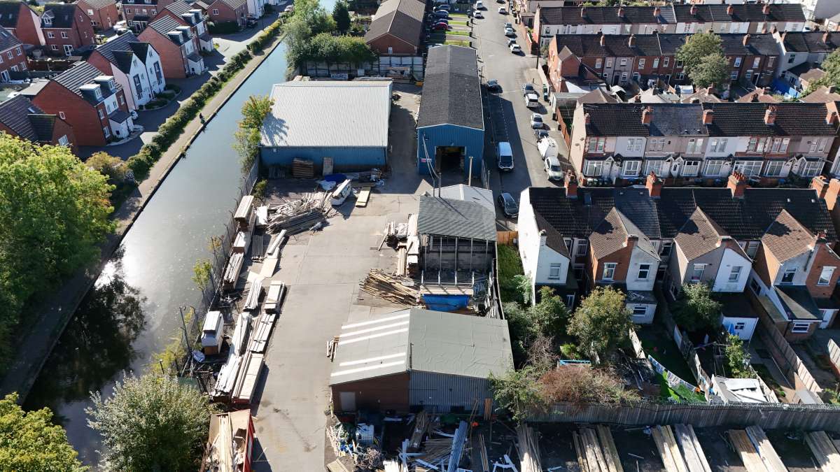 Industrial Unit in Coventry - photo 2