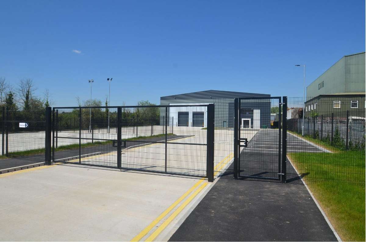 Industrial Unit in Leicester - photo 2