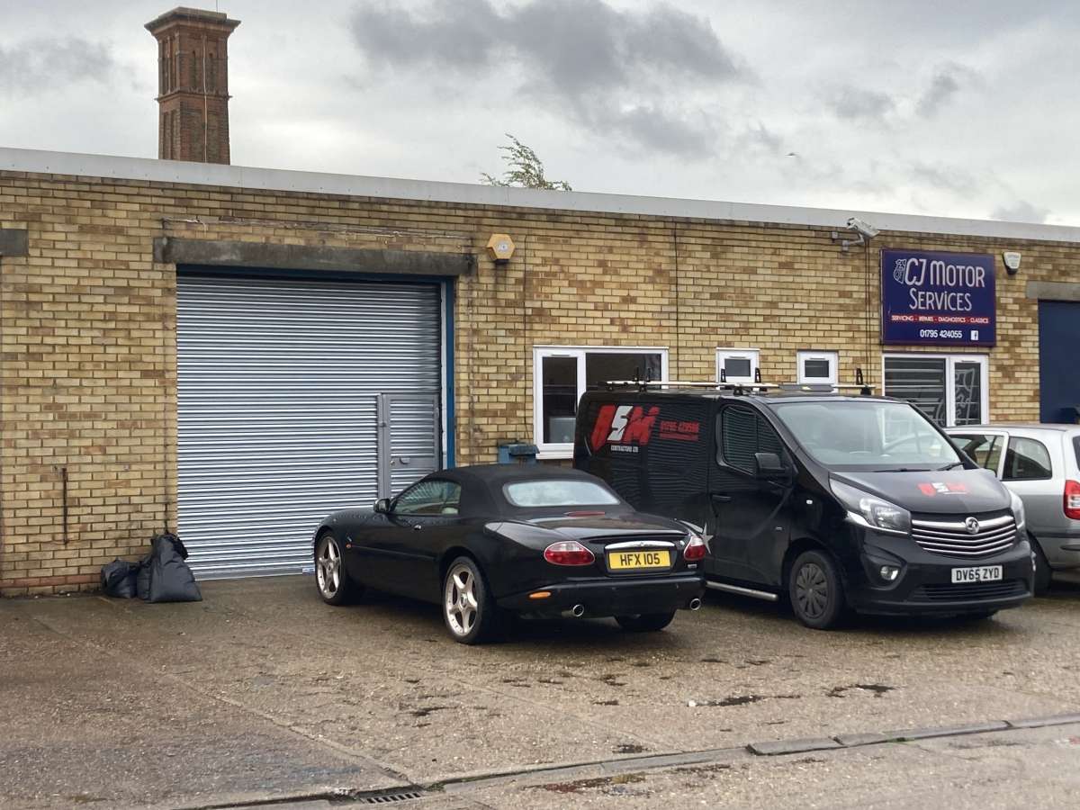 Industrial Unit in Sittingbourne - photo 2