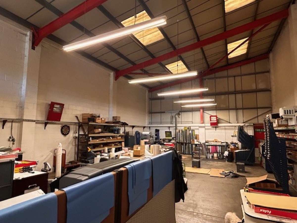 Industrial Unit in Letchworth - photo 2