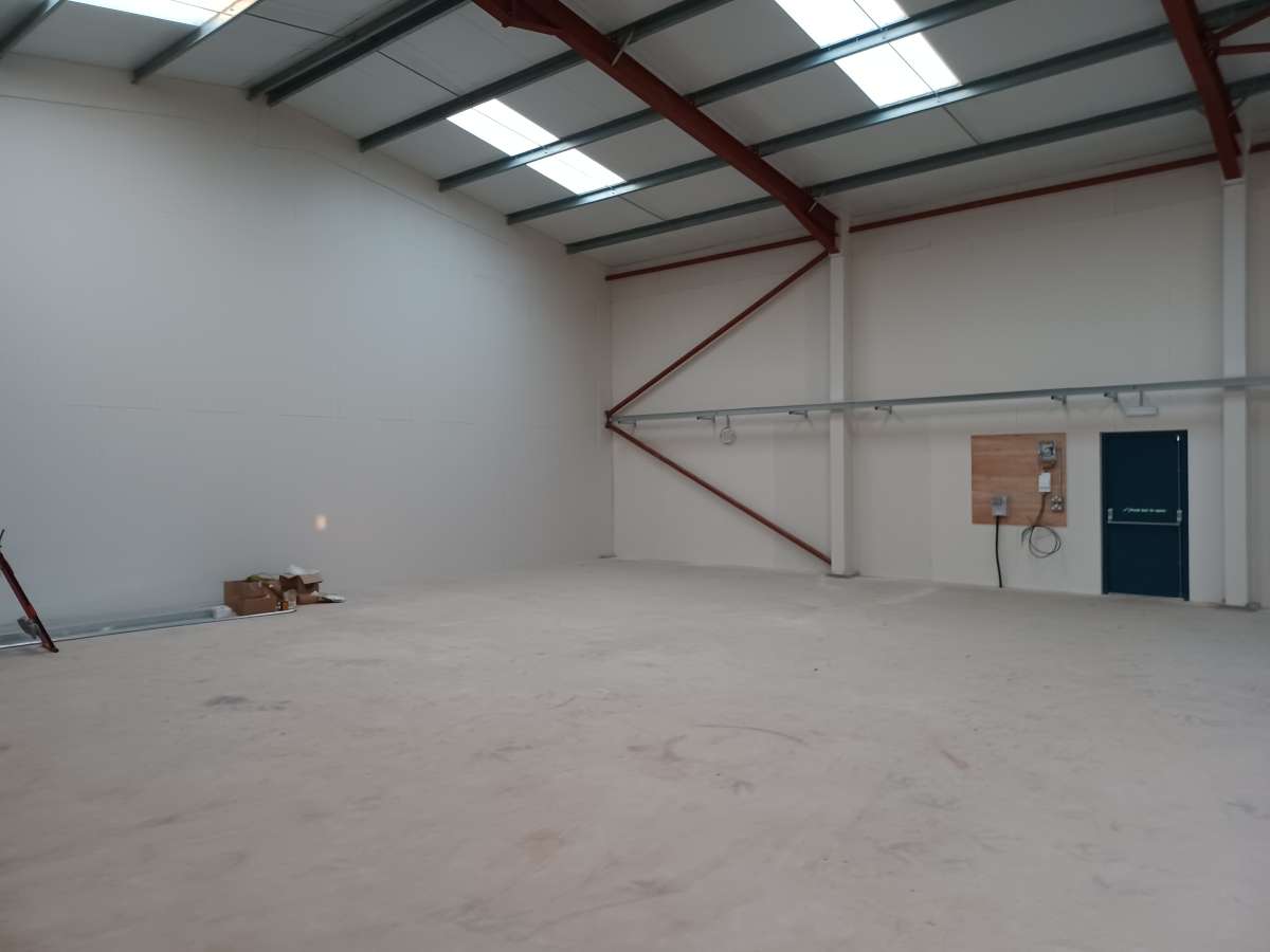 Industrial Unit in Exeter - photo 2