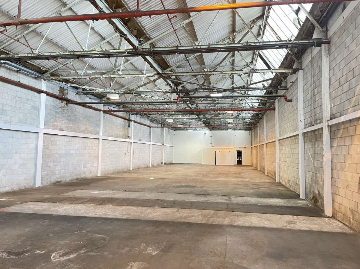Industrial Unit in Crumpsall - photo 2