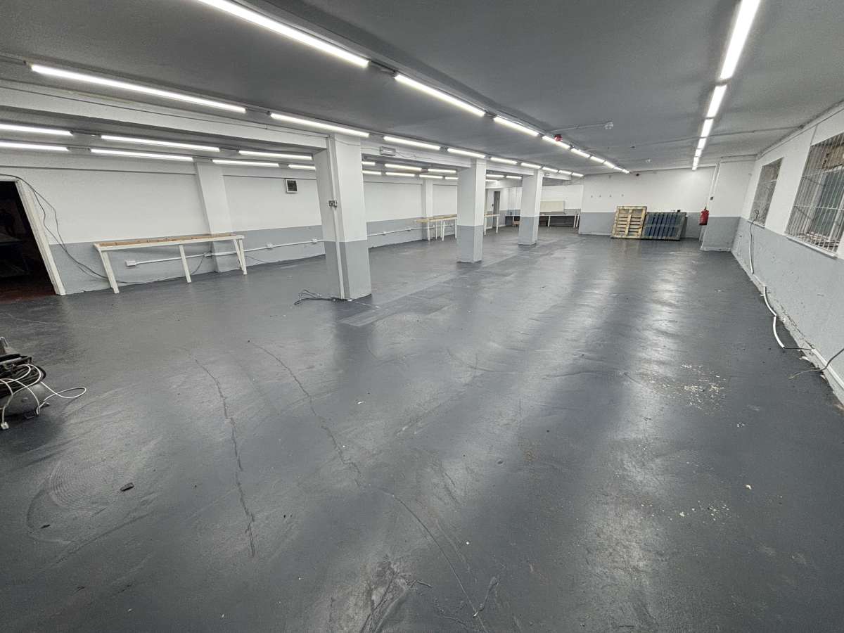 Industrial Unit in Leicester - photo 2