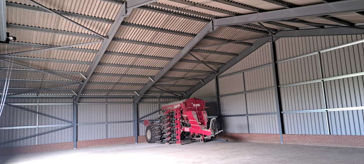 Industrial Unit in Newton Longville - photo 4