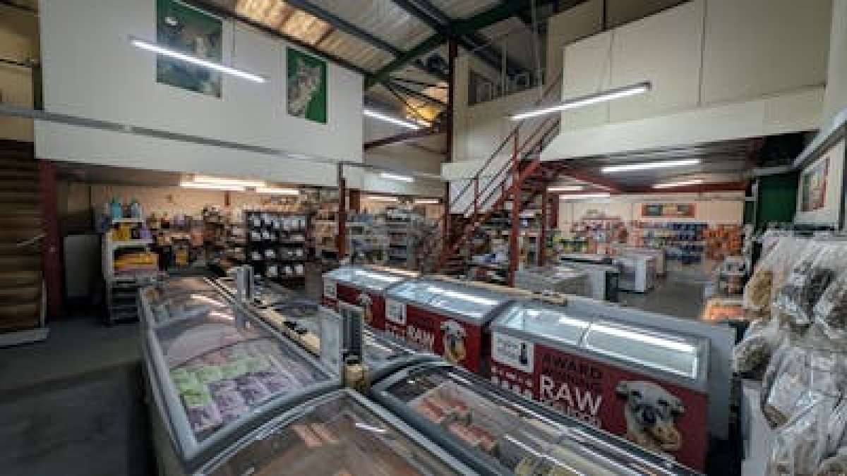 Industrial Unit in Fareham - photo 3