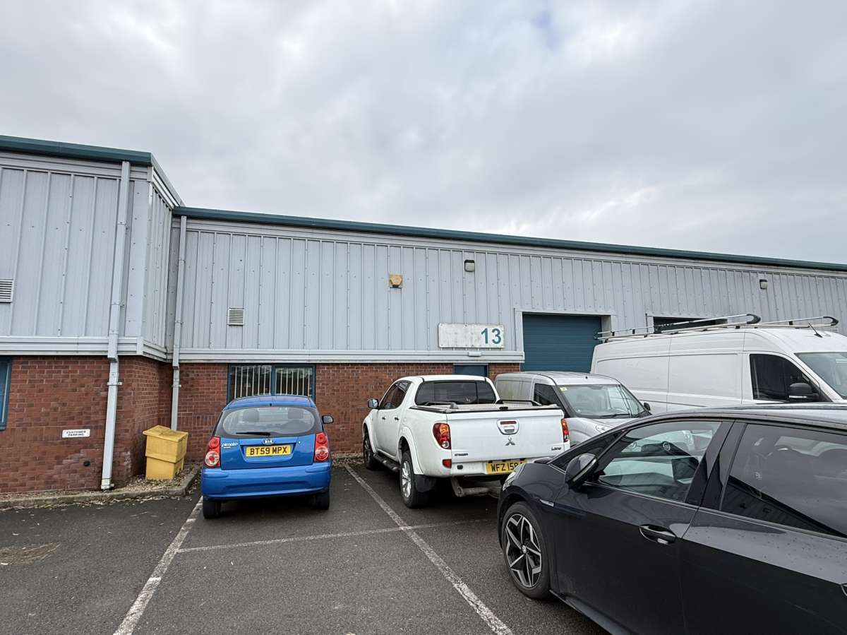 Industrial in Hinckley