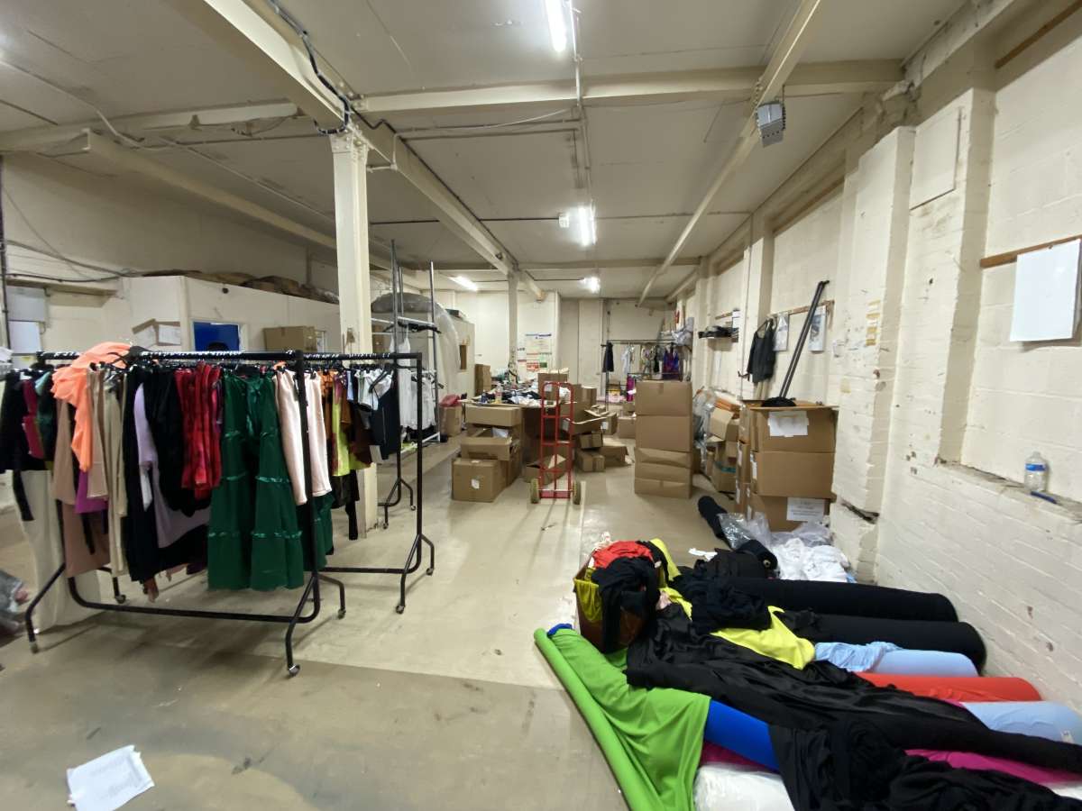 Industrial Unit in Wolverhampton - photo 3