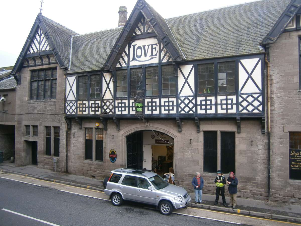 Industrial Unit in Perth - photo 2