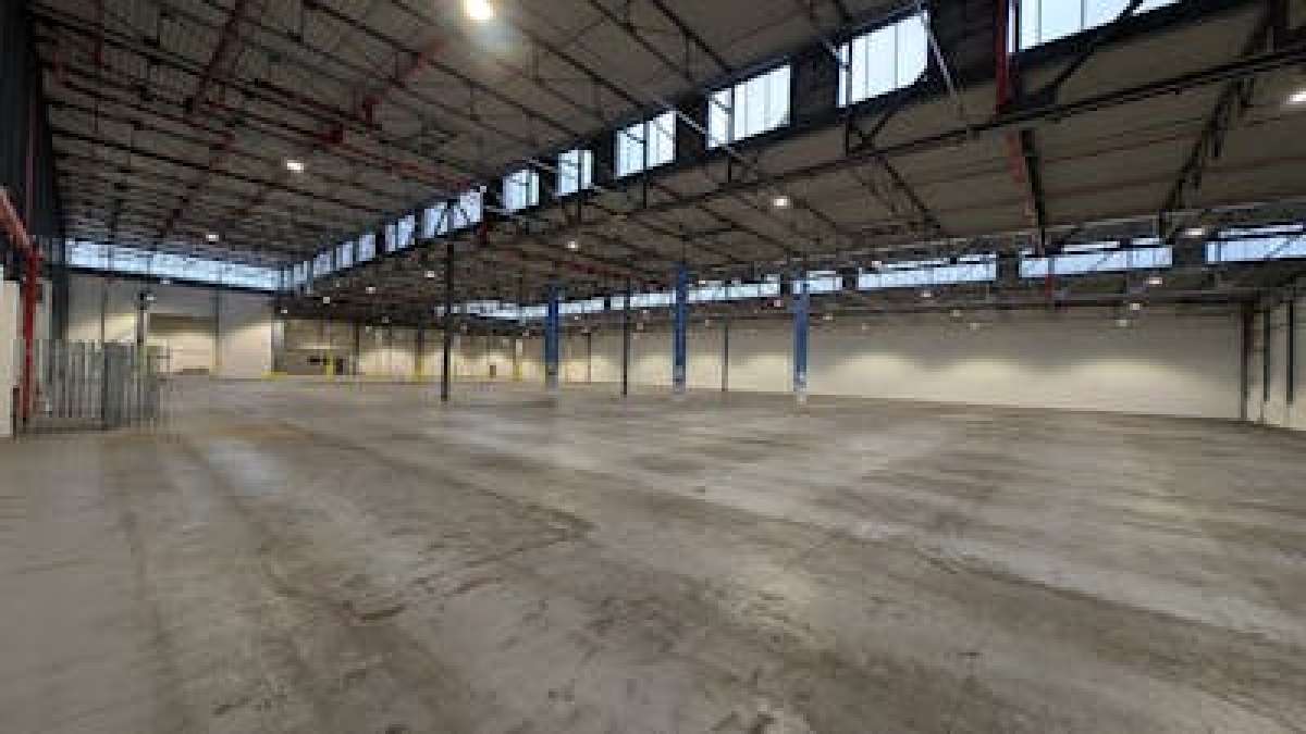 Industrial Unit in Havant - photo 2