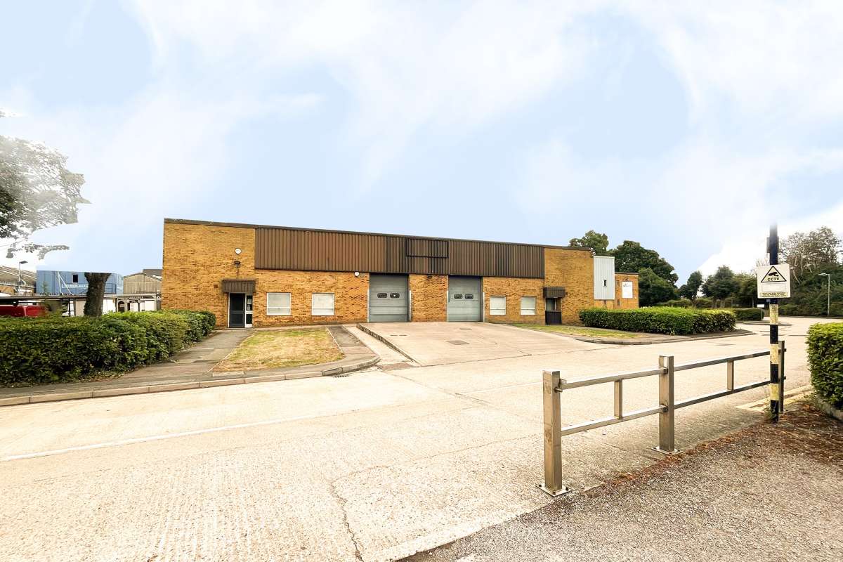 Industrial in Woodford Green