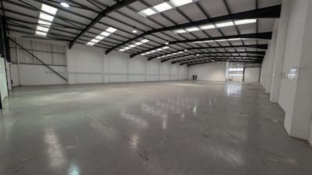 Industrial Unit in Southampton - photo 4