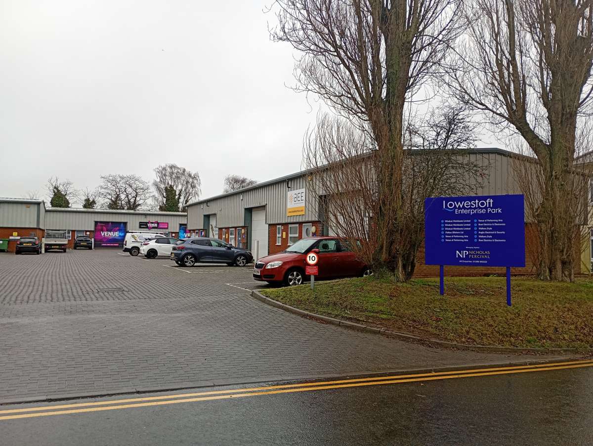 Industrial Unit in Lowestoft - photo 4