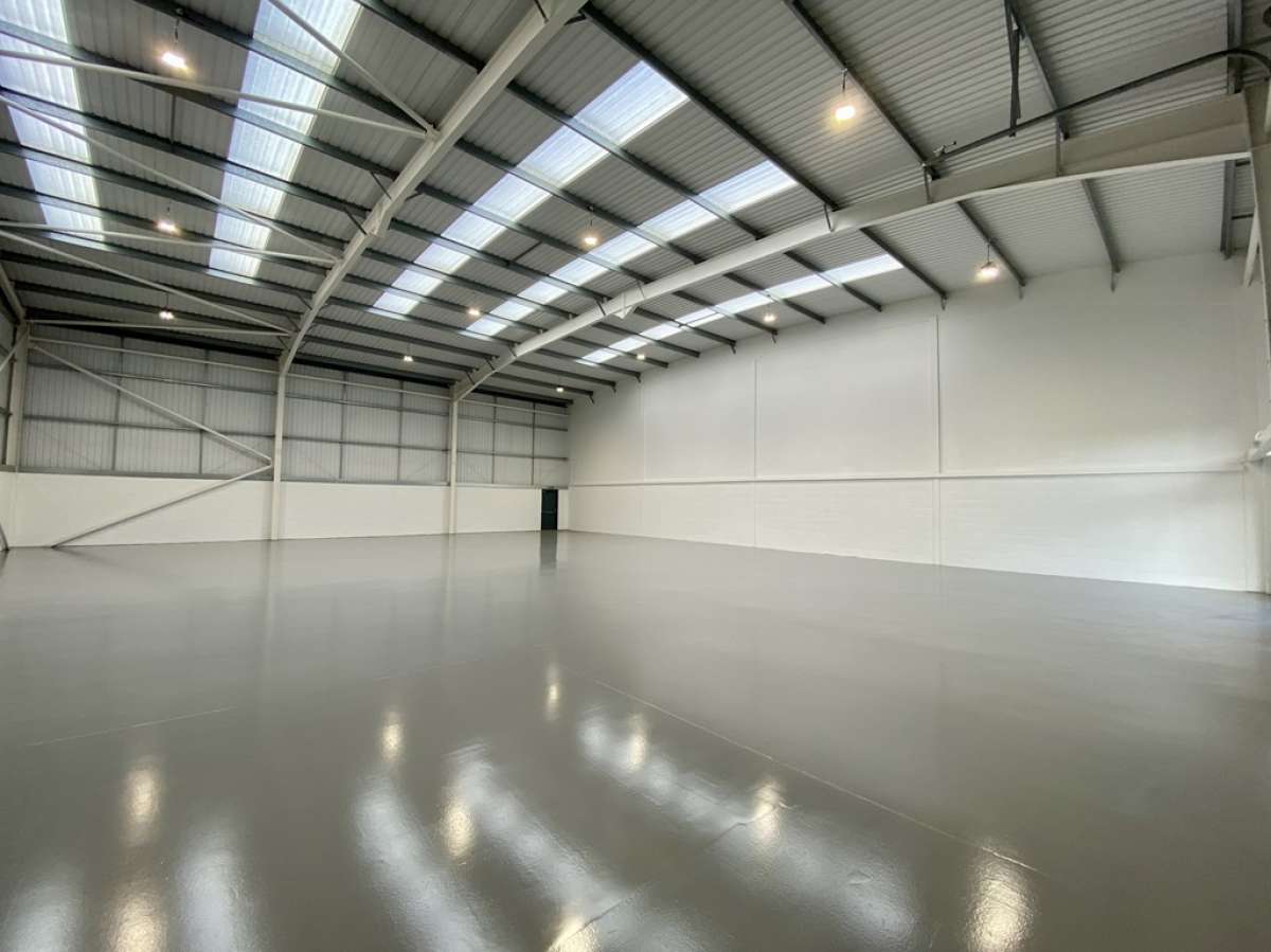 Industrial Unit in Evesham - photo 4
