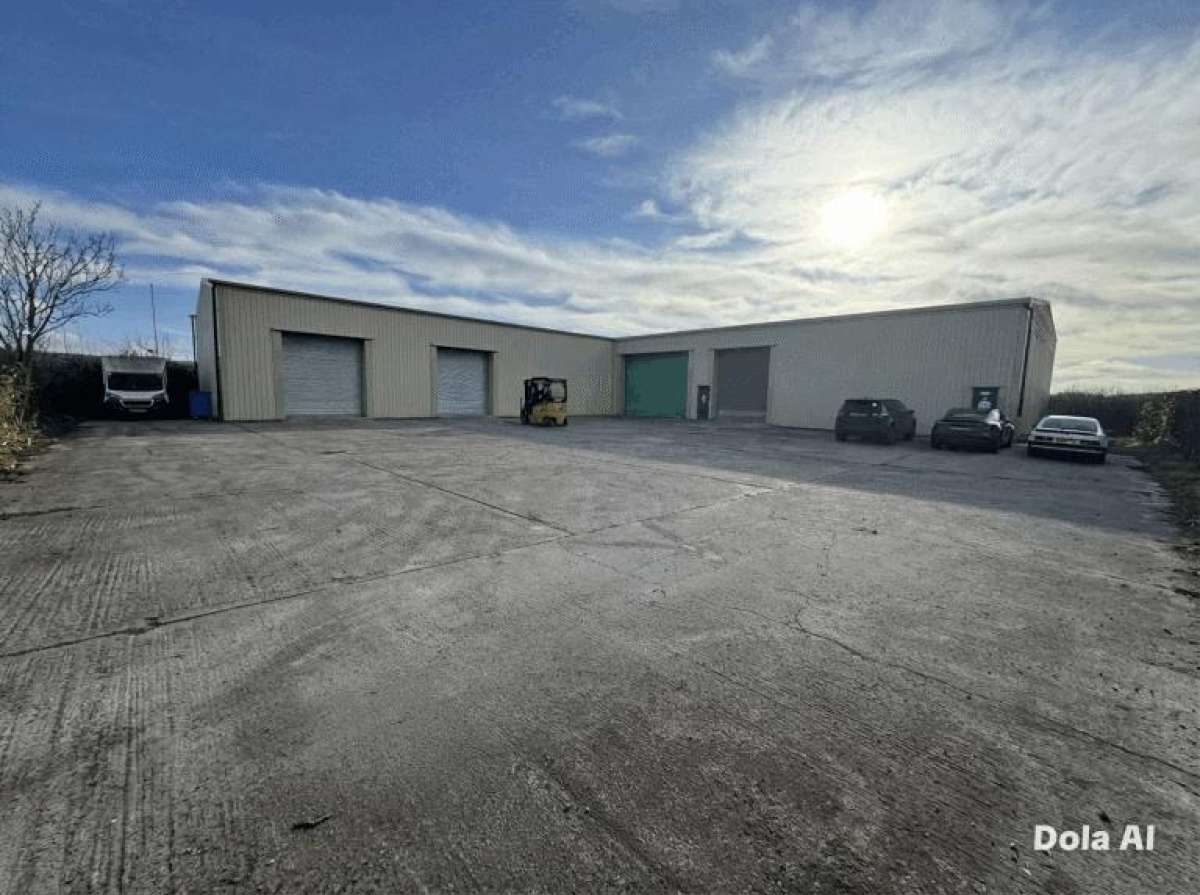 Industrial Unit in Westbury - photo 2