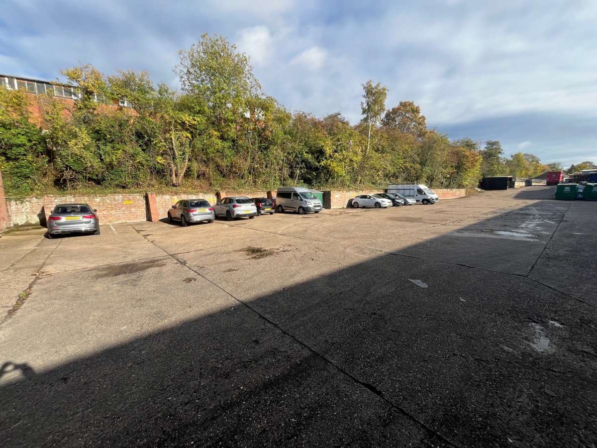 Industrial Unit in Glen Parva - photo 4