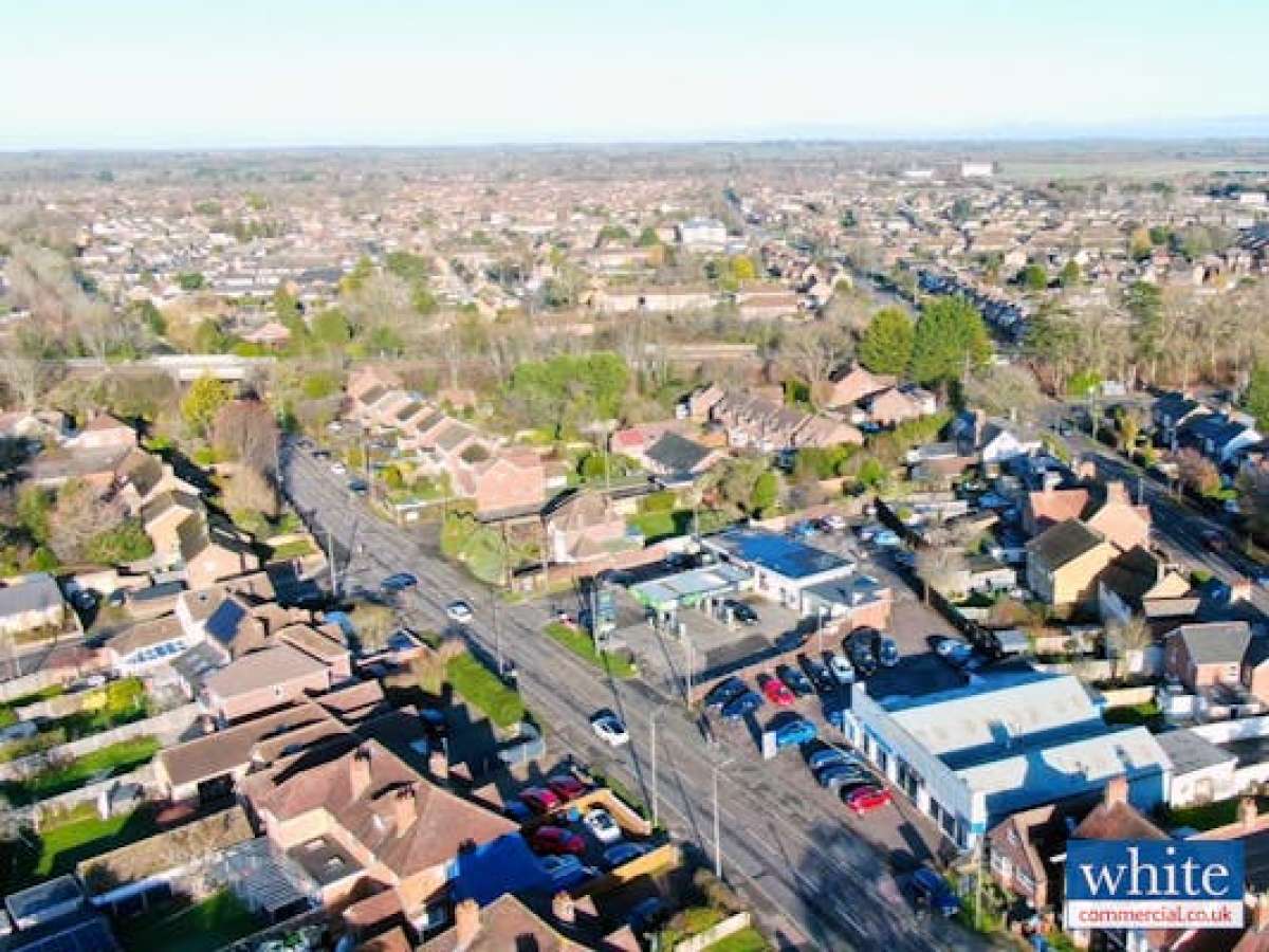 Industrial Unit in Bicester - photo 2