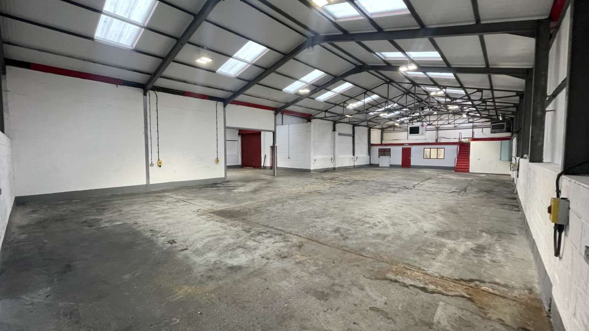 Industrial Unit in Coventry - photo 3