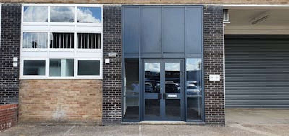 Industrial Unit in Southampton - photo 2