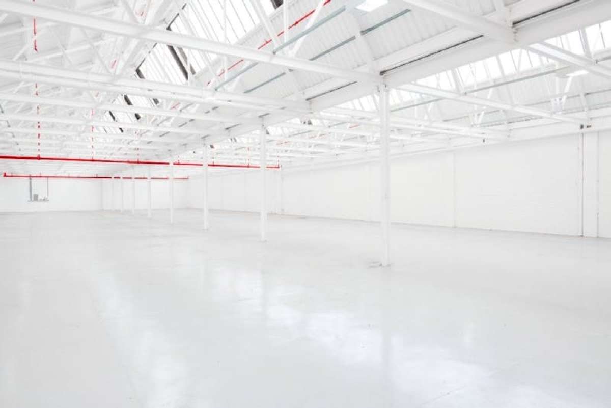 Industrial Unit in London - photo 4