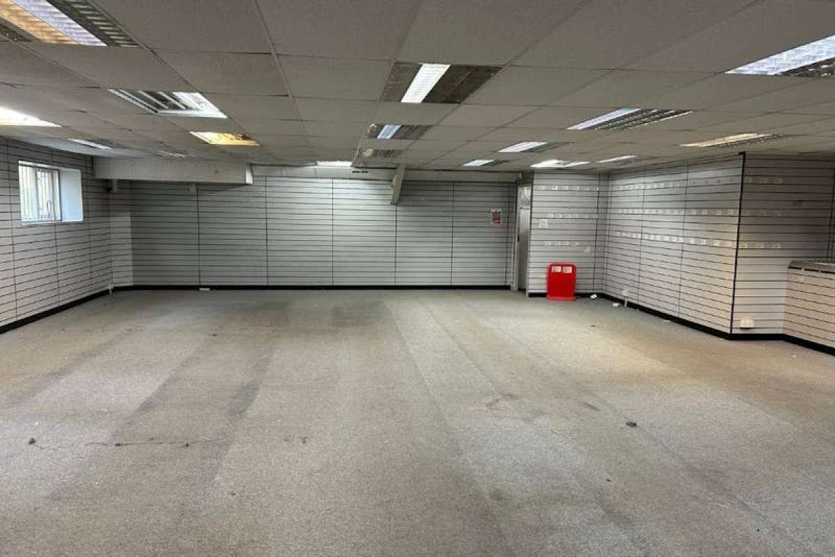 Industrial Unit in London - photo 4