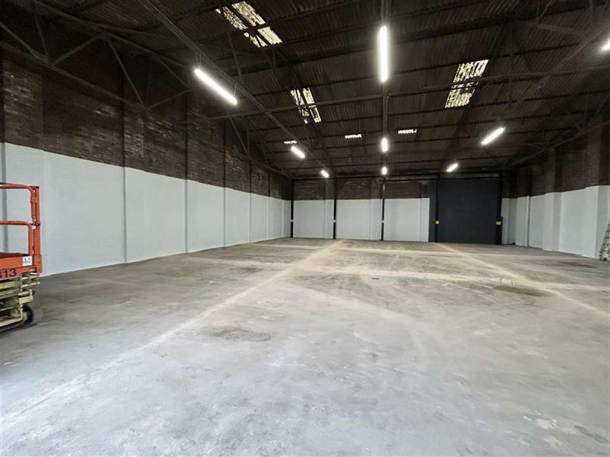 Industrial Unit in Plymouth - photo 3