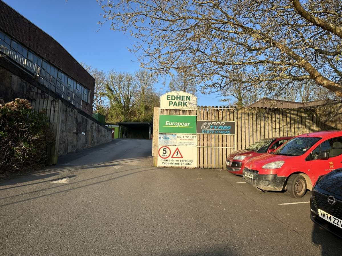 Industrial Unit in Truro - photo 3