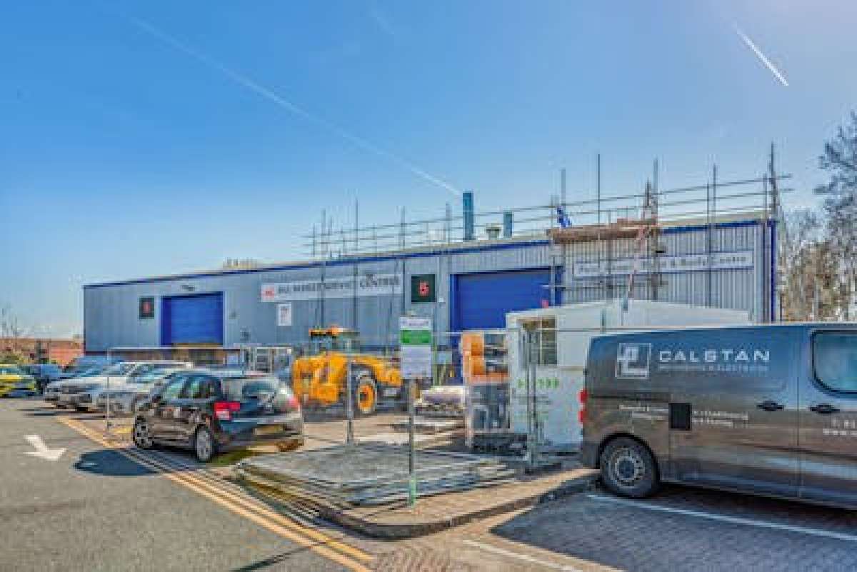 Industrial Unit in Bognor Regis - photo 3