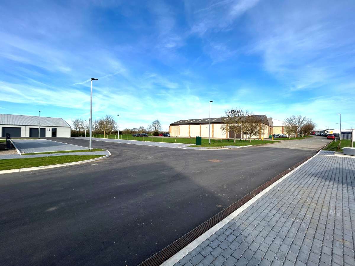 Industrial Unit in Maldon - photo 2