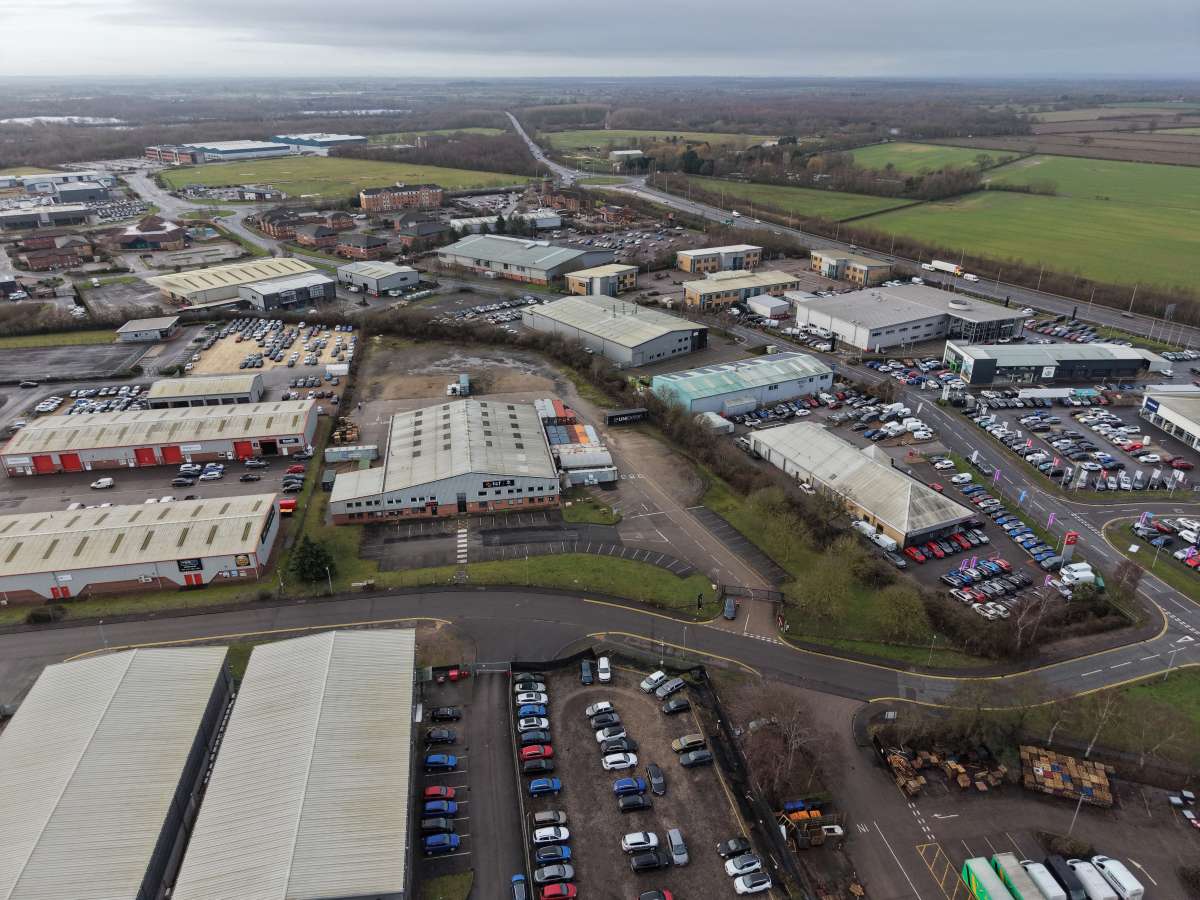 Industrial Unit in Lincoln - photo 3