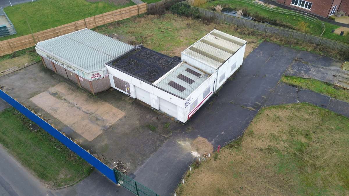 Industrial Unit in Louth - photo 2