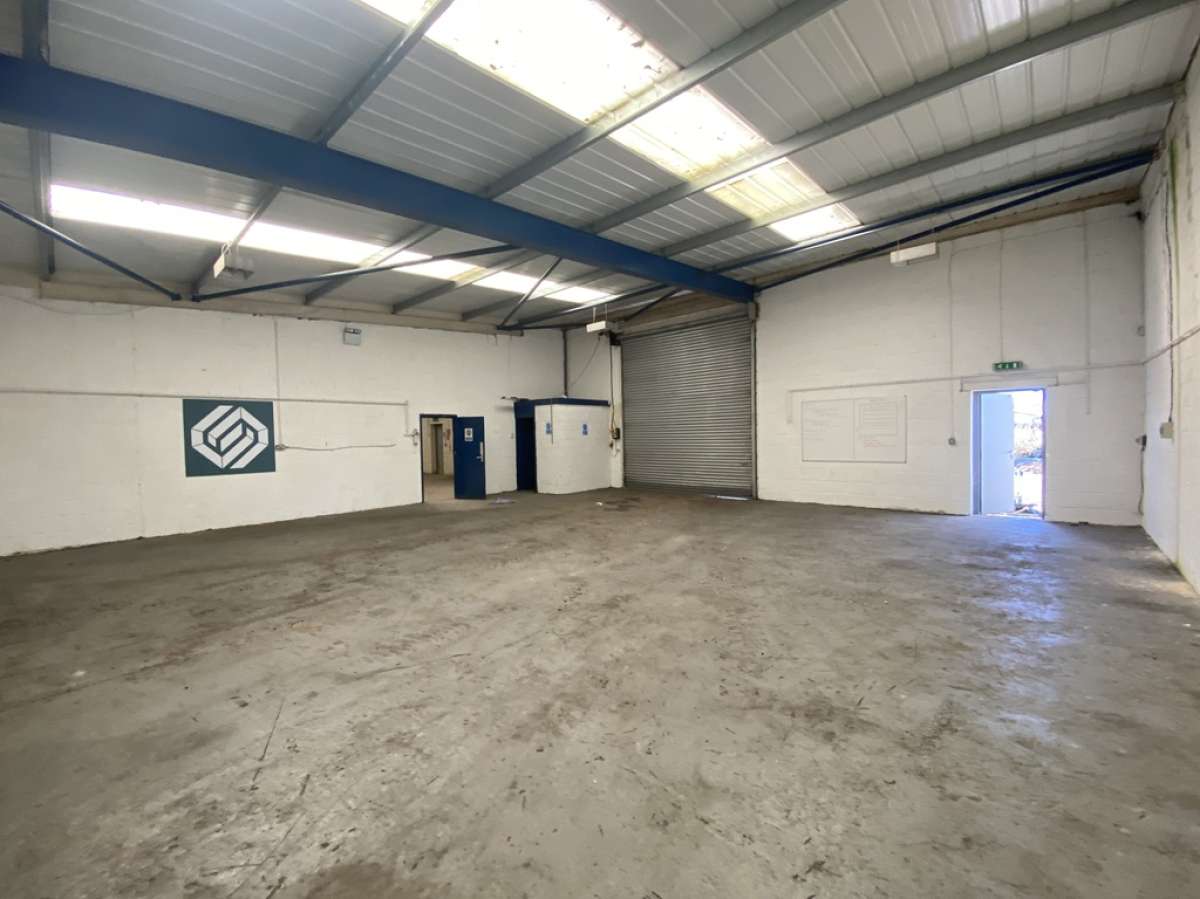 Industrial Unit in Redditch - photo 4