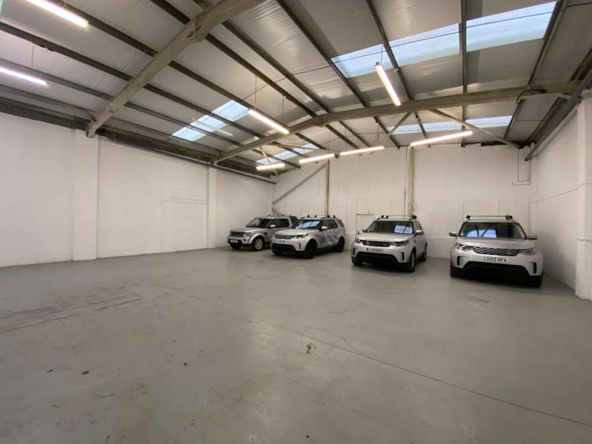 Industrial Unit in Bordon - photo 3