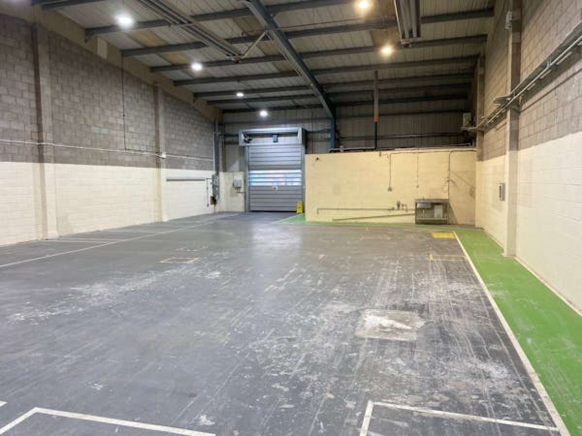 Industrial Unit in Stafford - photo 3