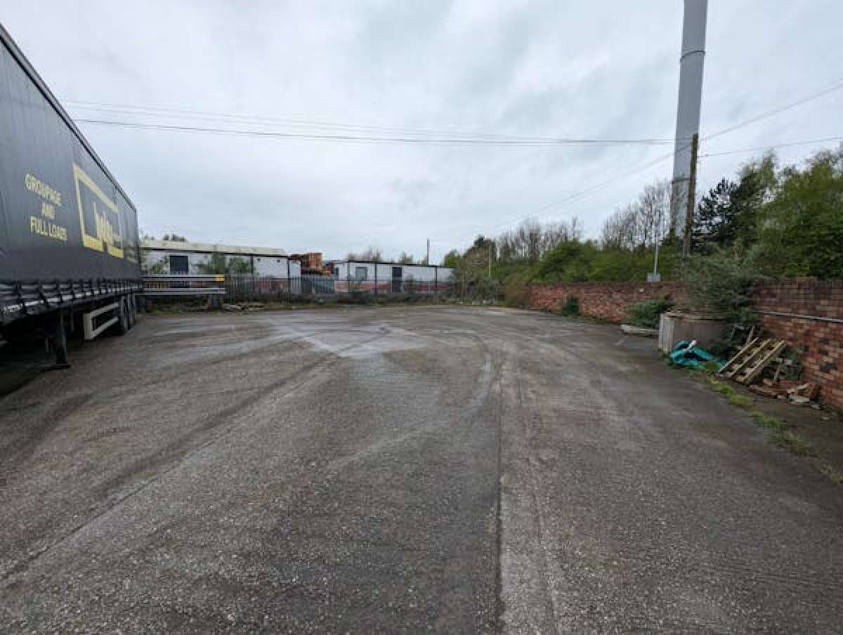 Industrial Unit in Widnes - photo 3