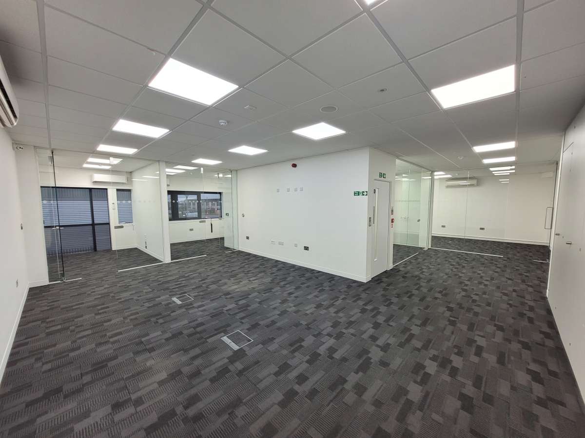 Industrial Unit in Swavesey - photo 2