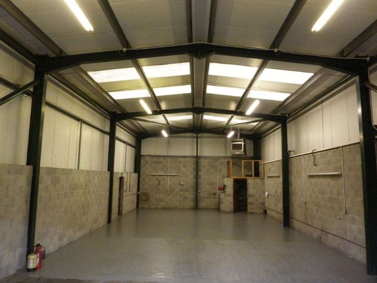 Industrial Unit in Congleton - photo 2