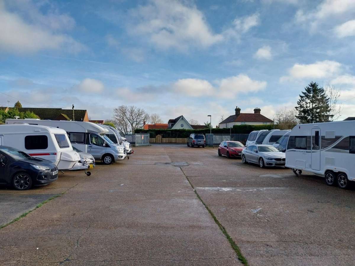 Industrial Unit in Tunbridge Wells - photo 2