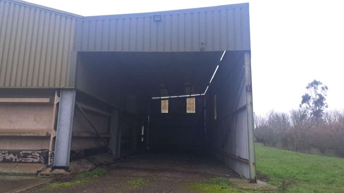 Industrial Unit in Huntingdon - photo 3