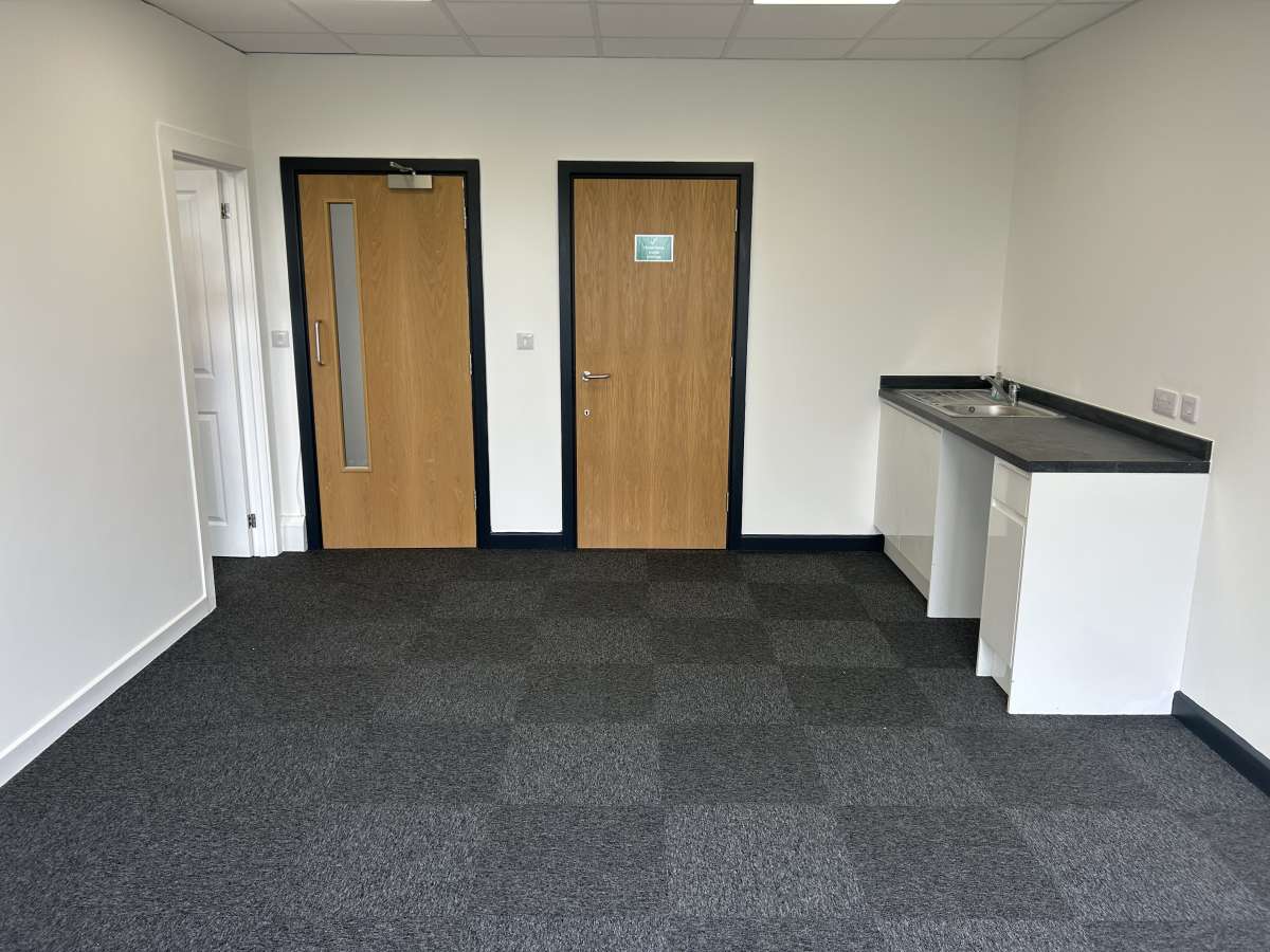 Industrial Unit in Derriford - photo 4