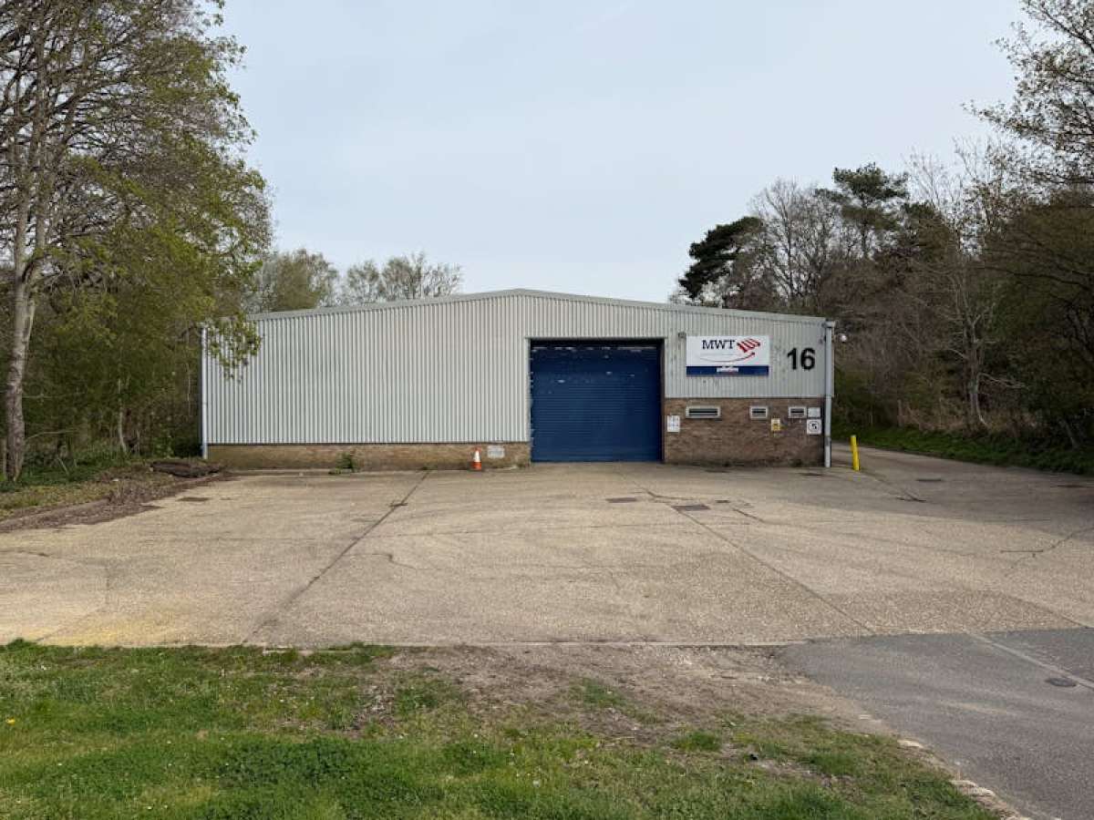 Industrial Unit in Bordon - photo 2