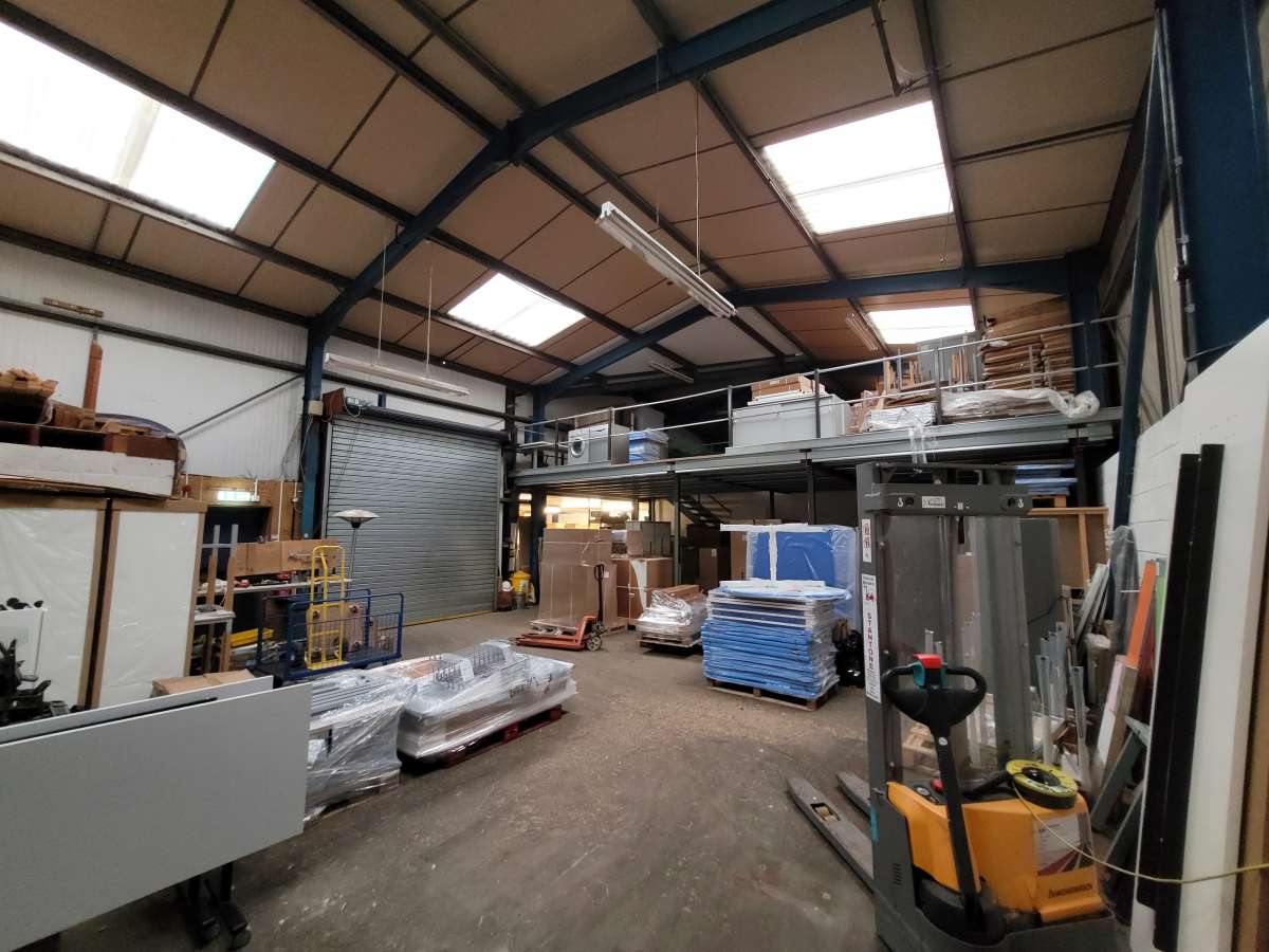 Industrial Unit in Kimbolton - photo 3