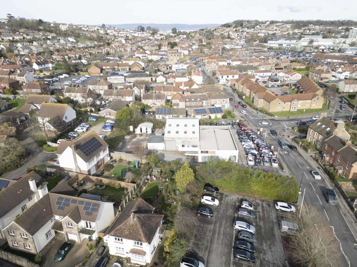 Industrial Unit in Portishead - photo 4