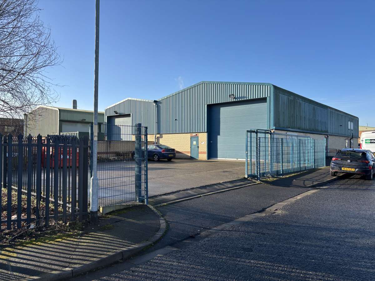 Industrial Unit in Lincoln - photo 2