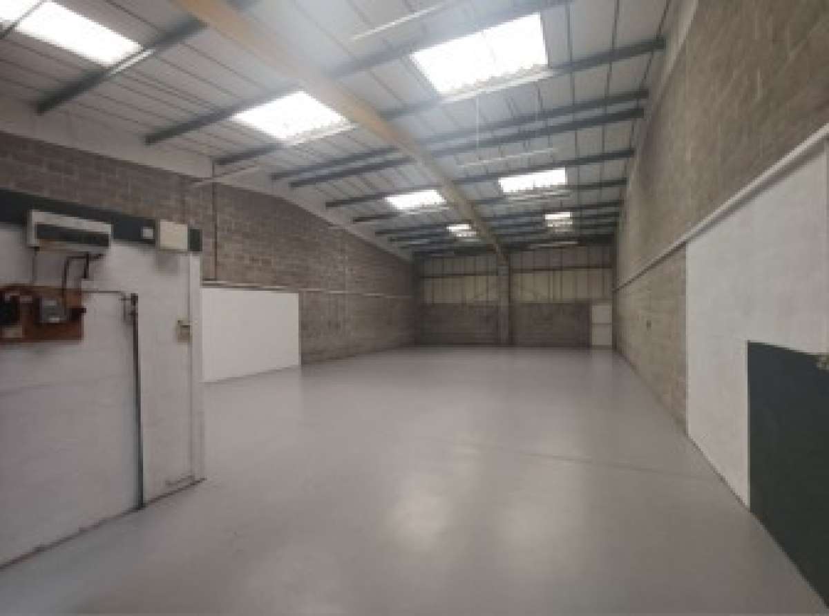 Industrial Unit in Treliske - photo 2