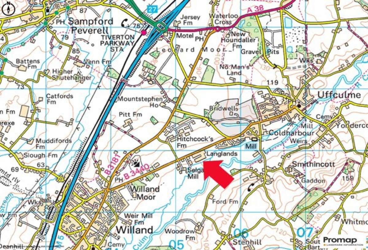 Industrial Unit in Uffculme - photo 2