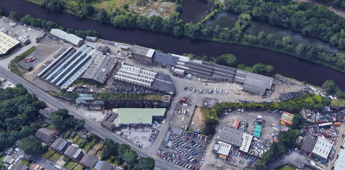 Industrial Unit in Mirfield - photo 2