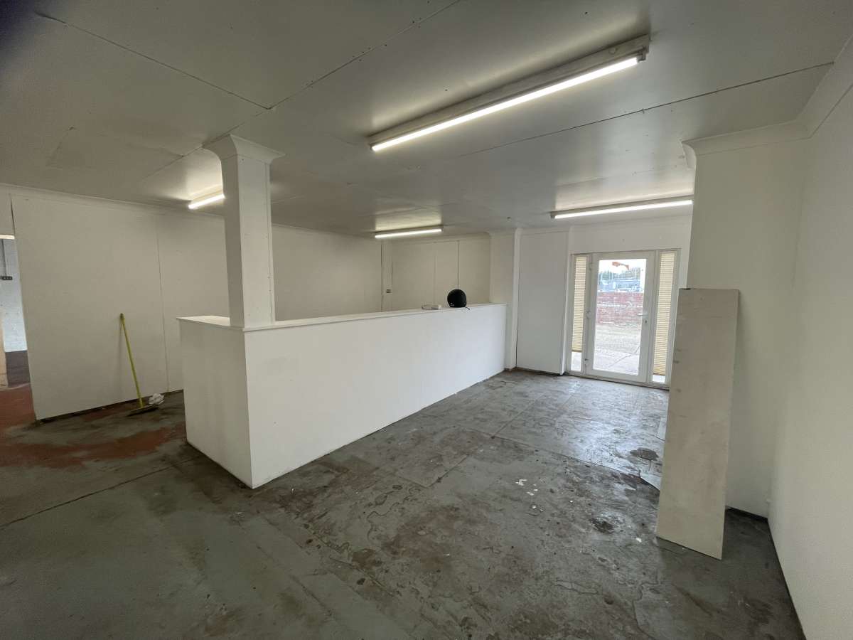 Industrial Unit in Great Yarmouth - photo 4