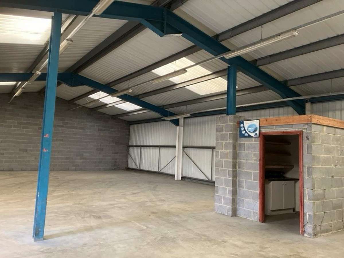 Industrial Unit in Skegness - photo 4