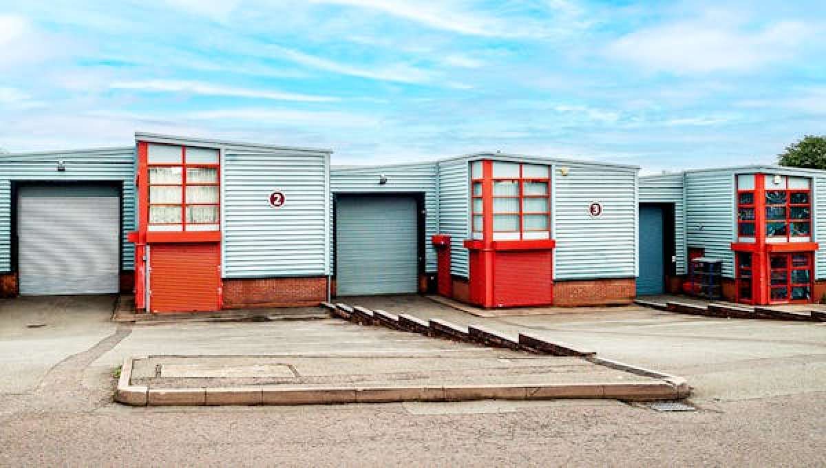 Industrial Unit in Birmingham - photo 2
